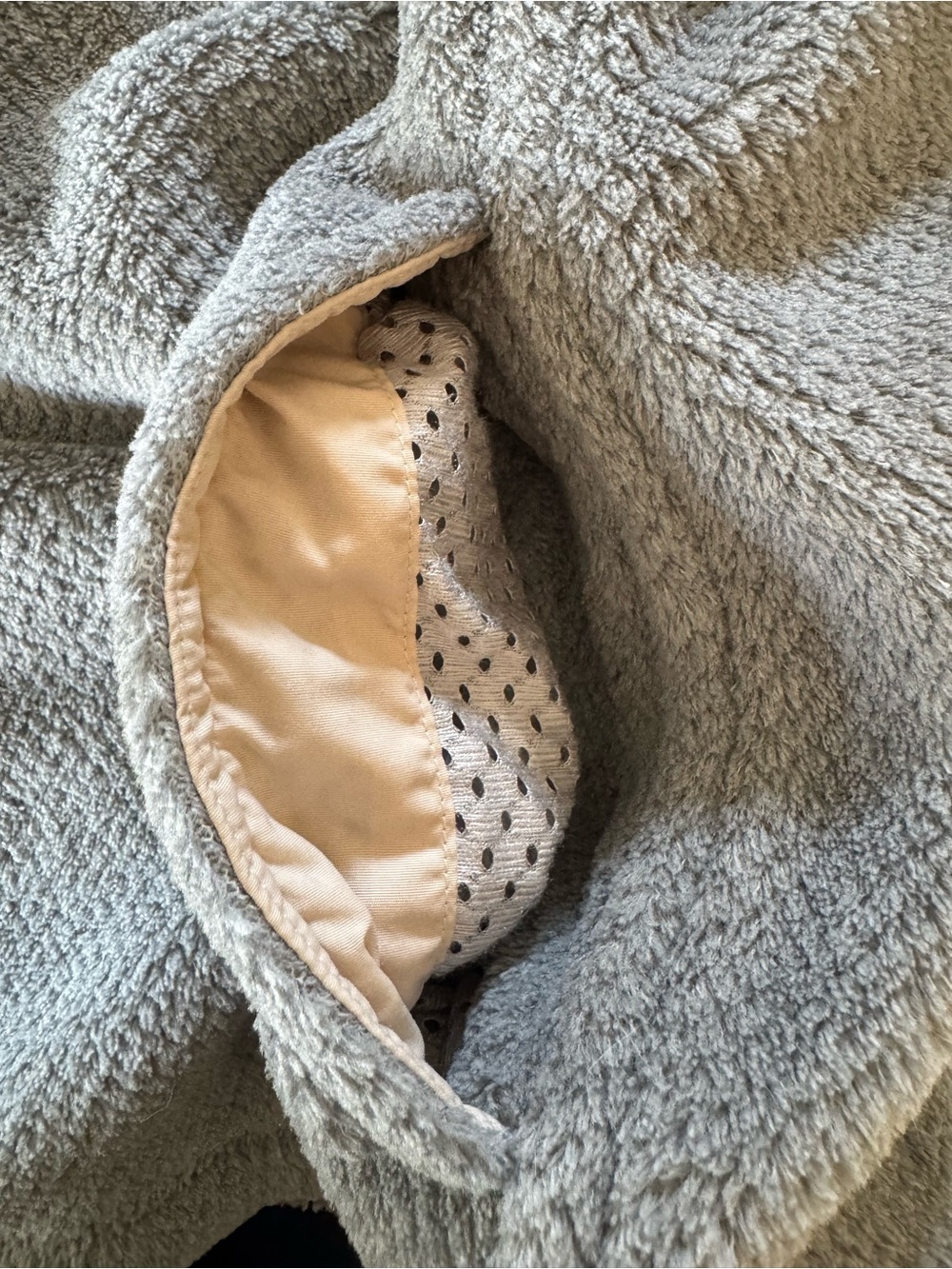 Patagonia Fleece Jacket - Light Gray with Cream Trim - Picture 5 of 7